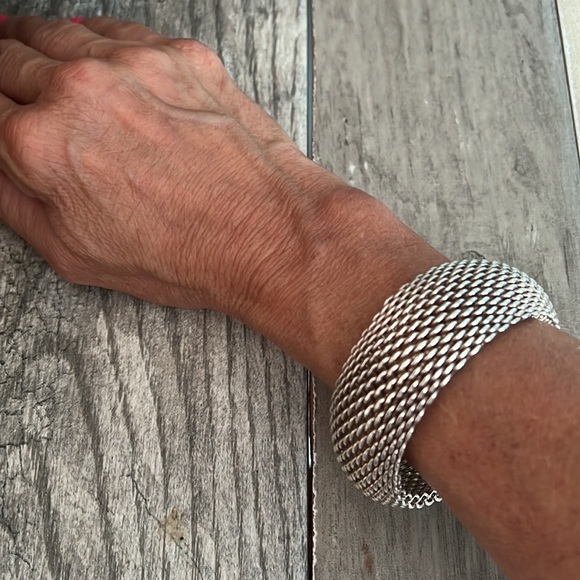 Tiffany and Co Sommerset Bangle - Picture 7 of 8